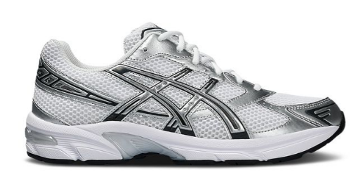 Asics White Pure Silver Gel 1130 Sneakers | WHAT’S ON THE STAR?