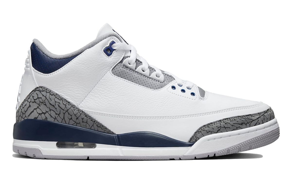 Jordan Air Jordan 3 Retro Midnight Navy Sneakers