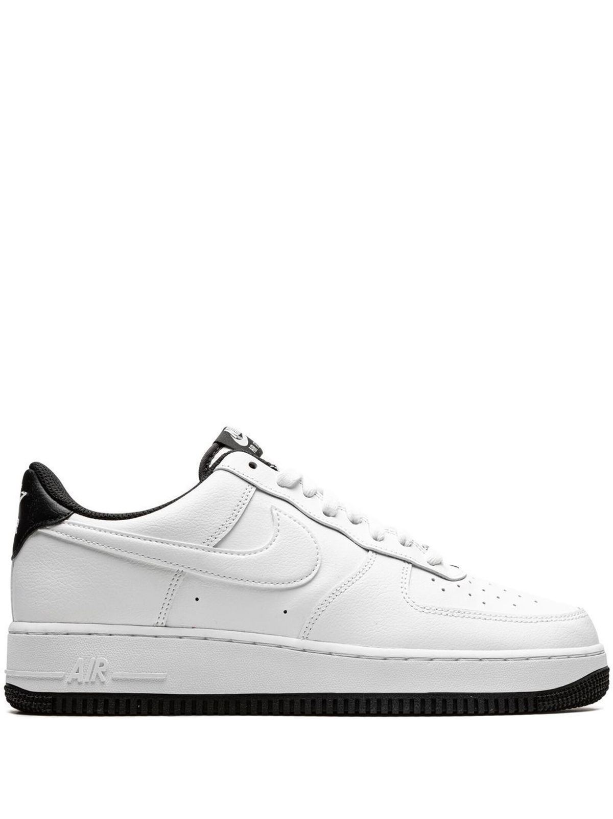 Nike Air Force 1 07 White Black Sneakers