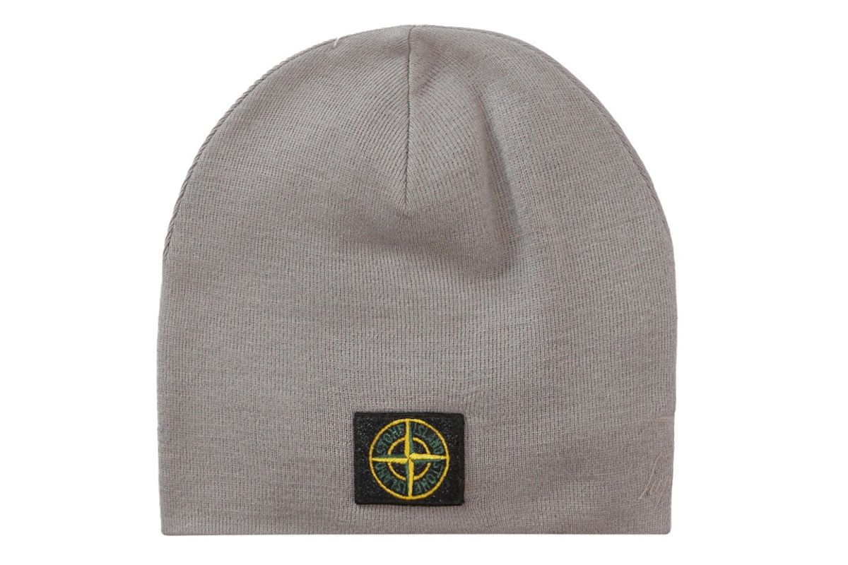 Supreme × Stone Island Reflective Beanie Grey