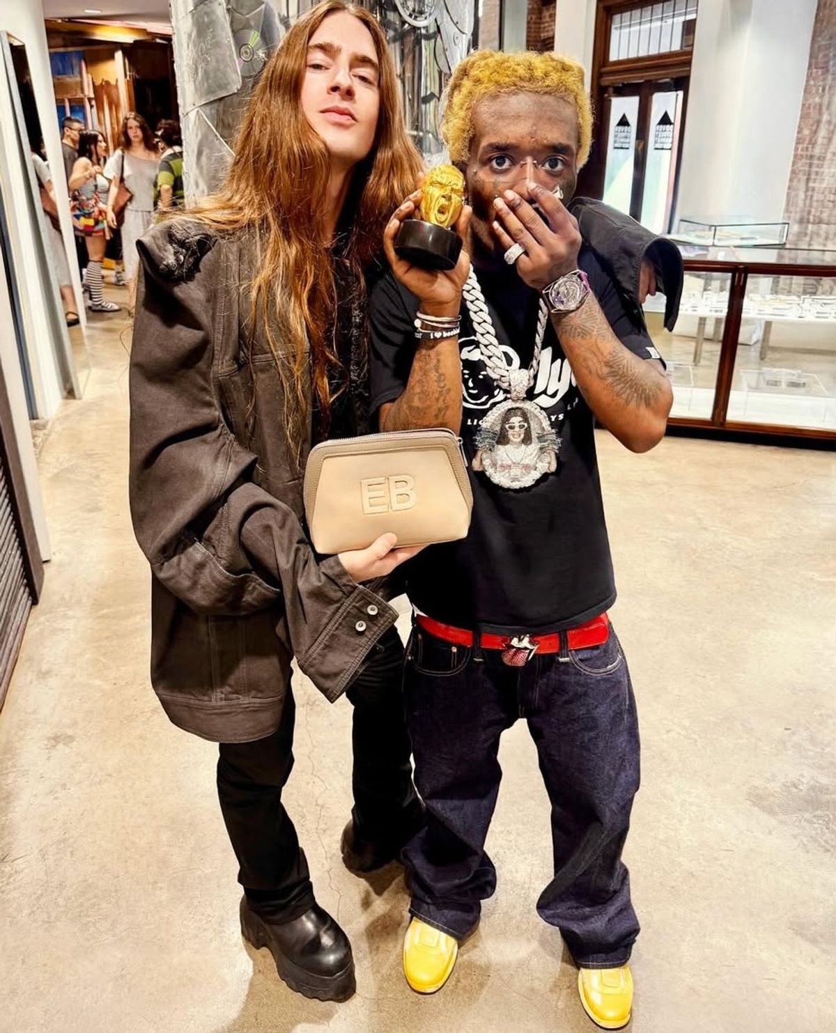 SKOLOCT FUR BELT lil uzi vert着用 SKOLOCT FUR BELT lil uzi vert着用 Inglewood, CA. 27th Aug, 2017