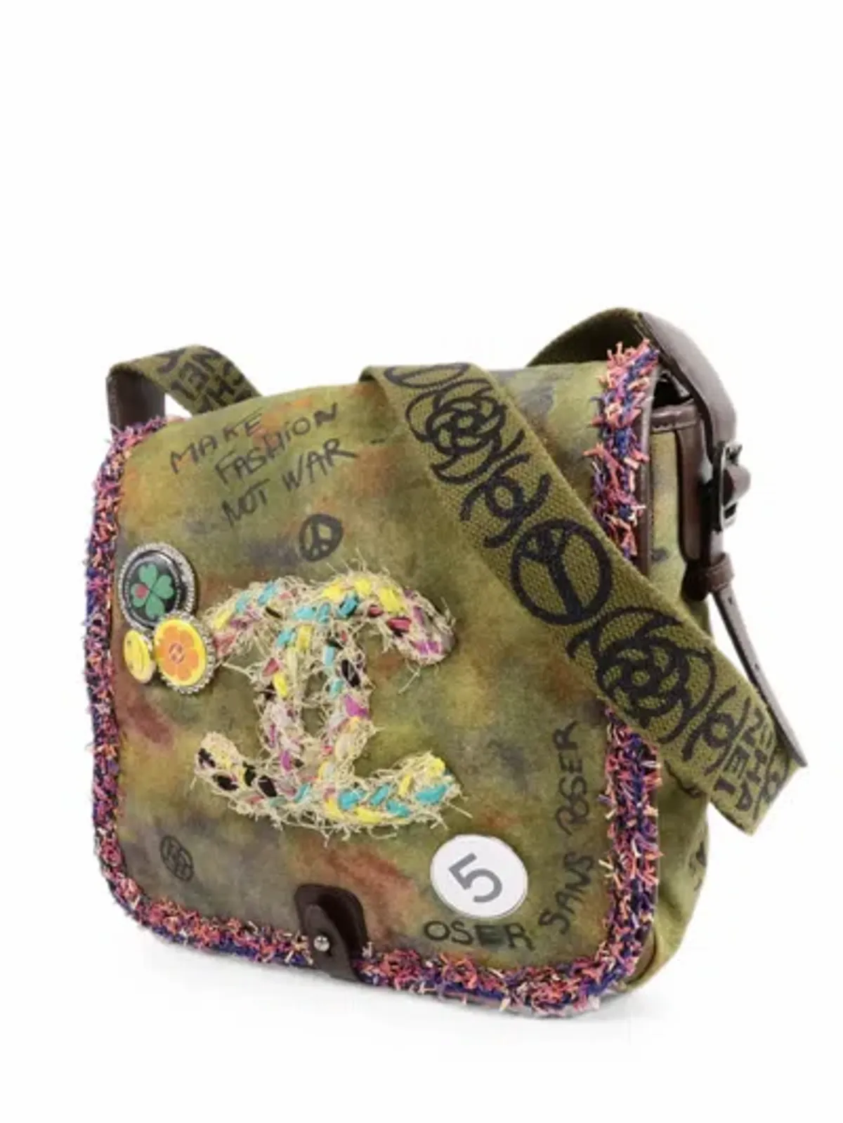 Chanel Graffiti Cc Shoulder Bag In Green