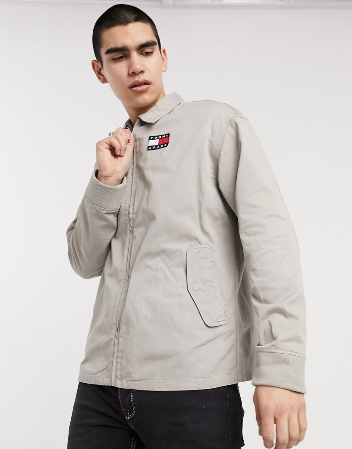 Tommy Jeans Flag Badge Logo Casual Cotton Harrignton Jacket In Stone