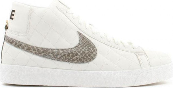 nike sb blazer x supreme
