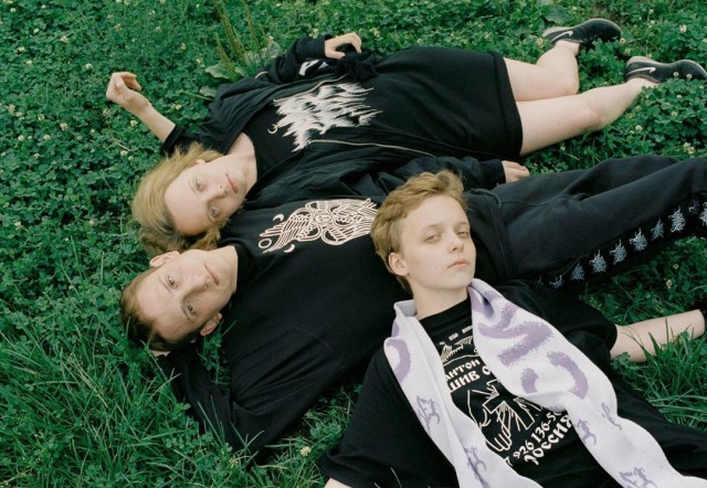 Антон Лисин Merch: Clothing, Shoes & Accessories | WHAT’S ON THE STAR?