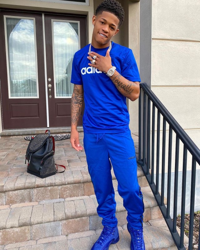 YK Osiris Outfit from November 8, 2020 | WHAT’S ON THE STAR?